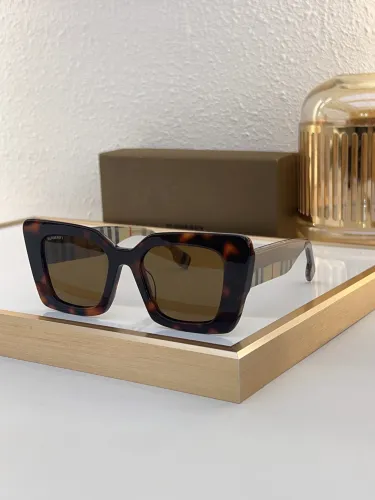 Burberry Sunglasses AAAA-2870