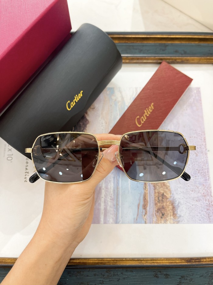 Cartier Sunglasses AAAA-8082