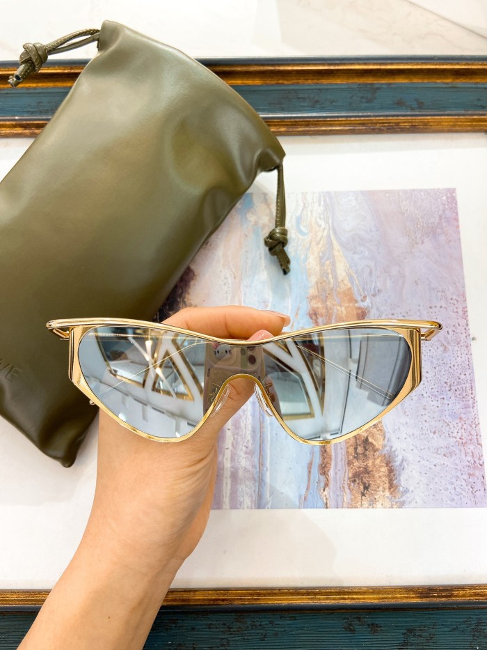 Loewe Sunglasses AAAA-565