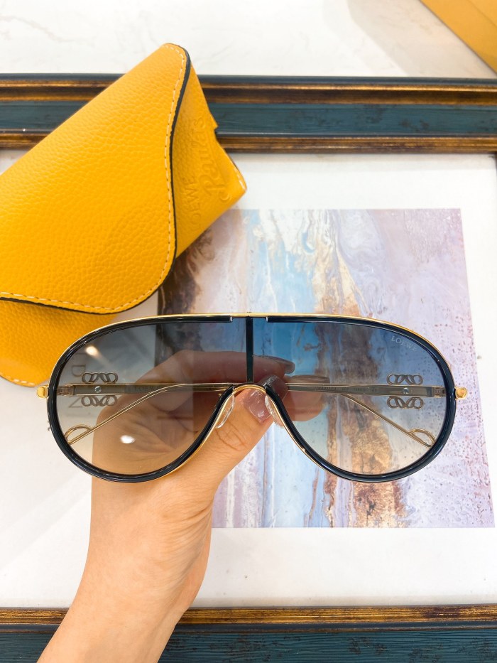 Loewe Sunglasses AAAA-582