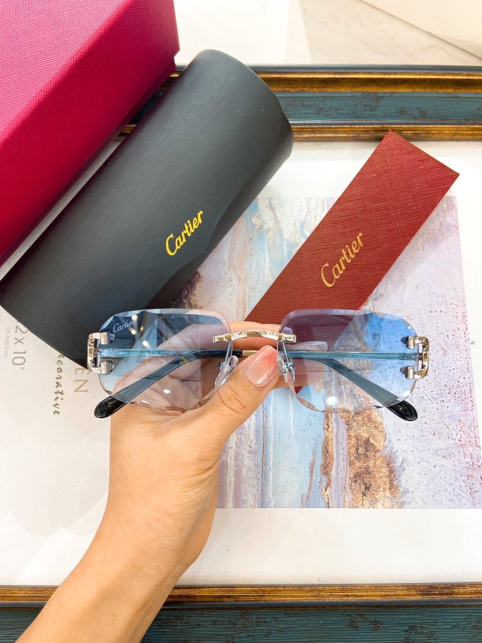 Cartier Sunglasses AAAA-8121