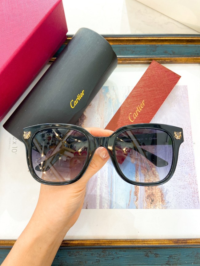 Cartier Sunglasses AAAA-8130