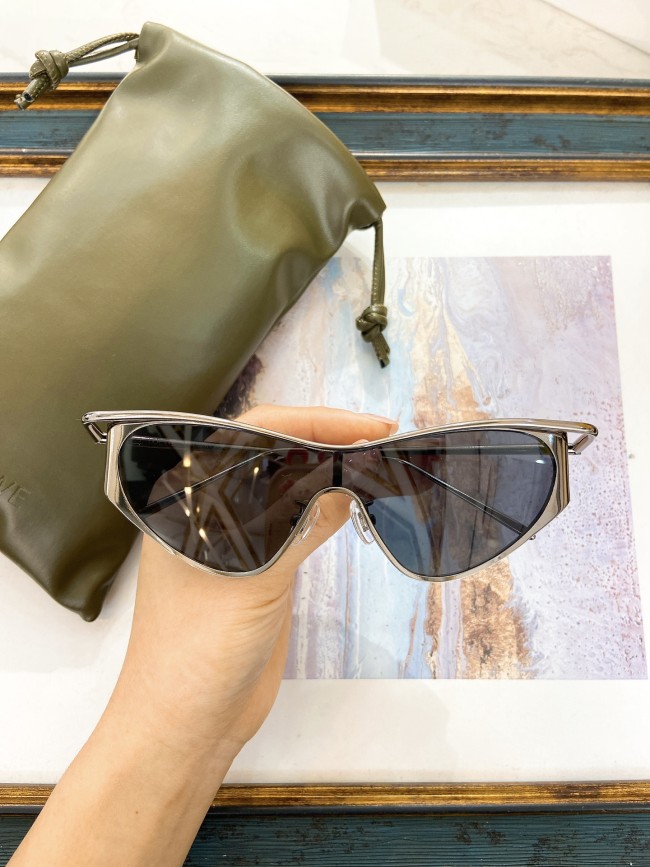 Loewe Sunglasses AAAA-564
