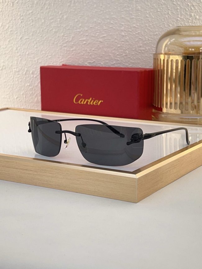 Cartier Sunglasses AAAA-8010