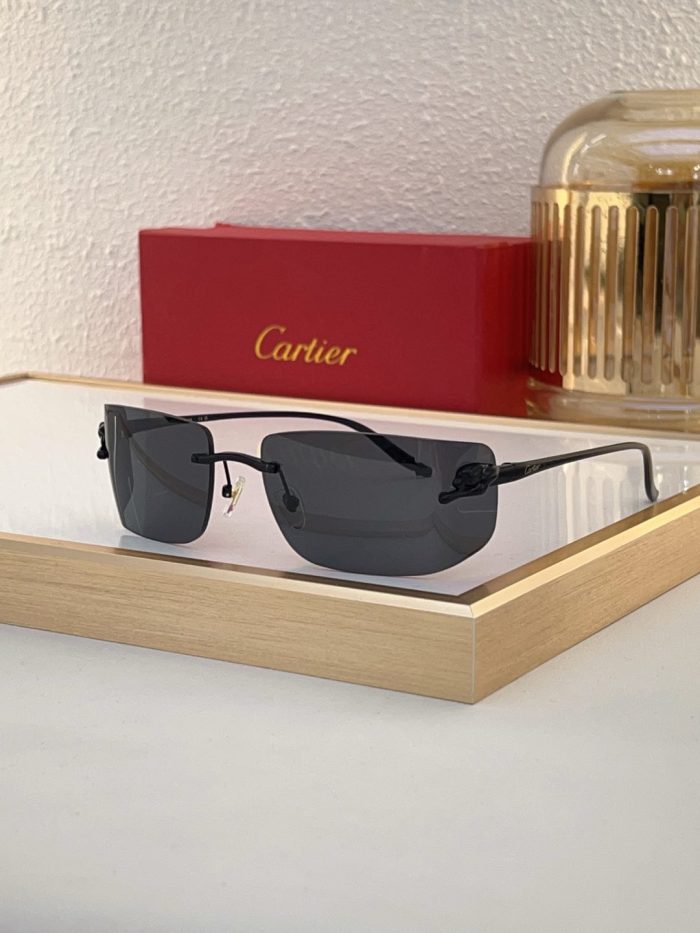 Cartier Sunglasses AAAA-8010