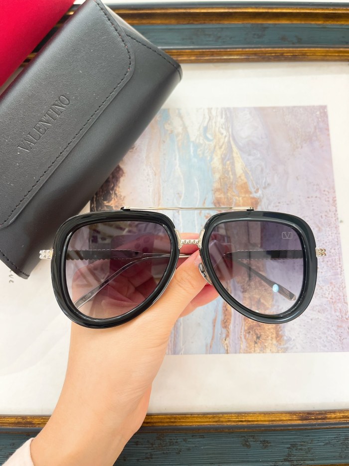 V Sunglasses AAAA-583