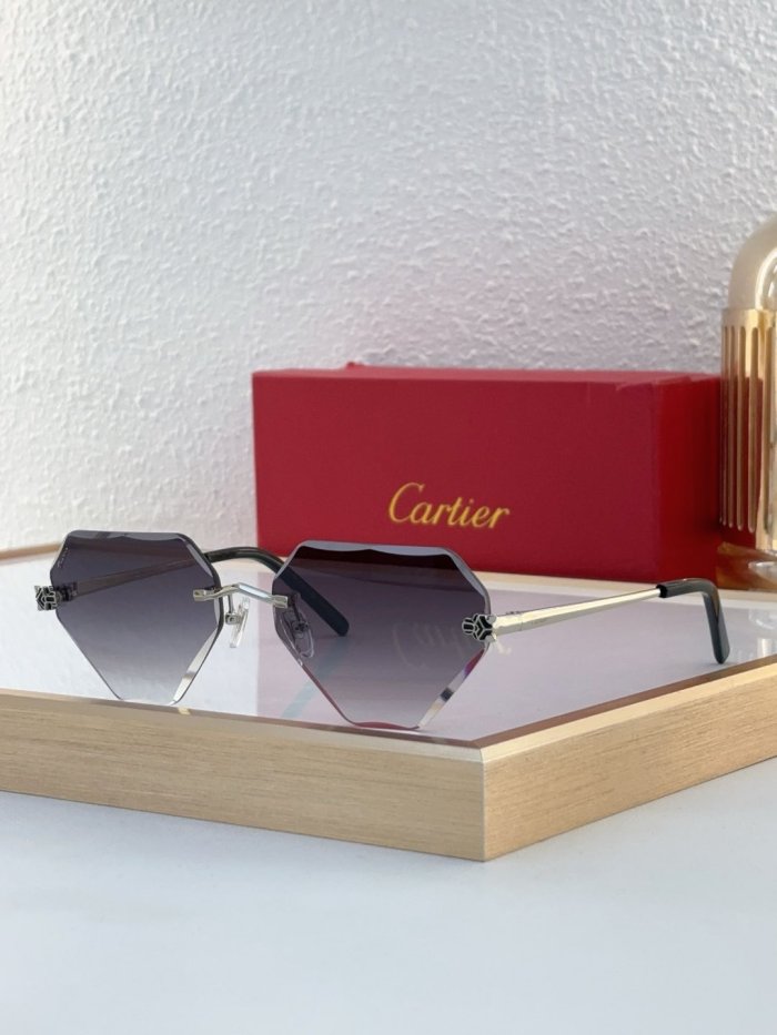 Cartier Sunglasses AAAA-8196
