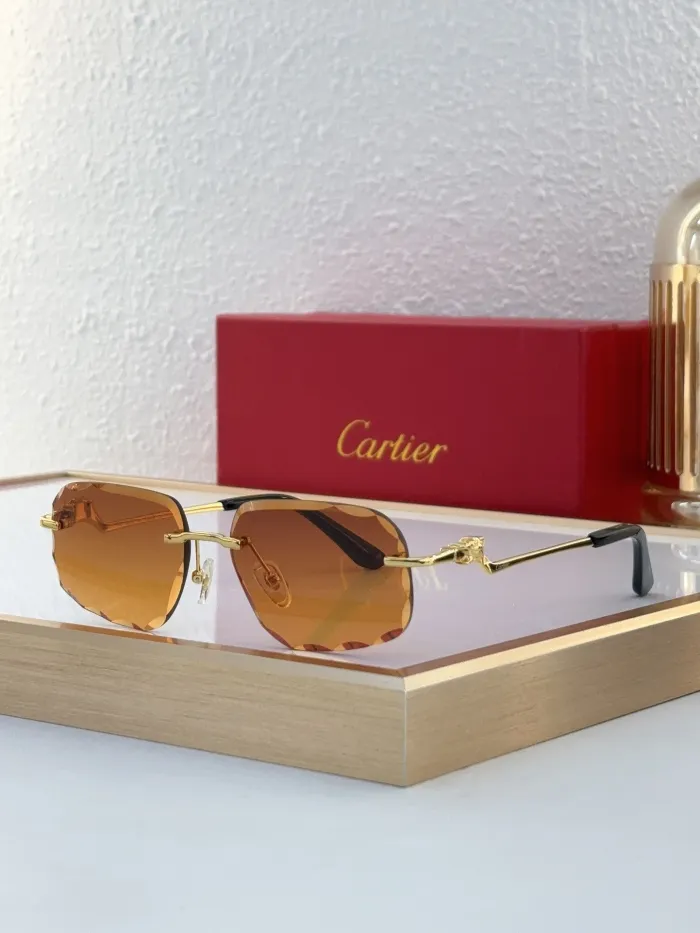 Cartier Sunglasses AAAA-8027
