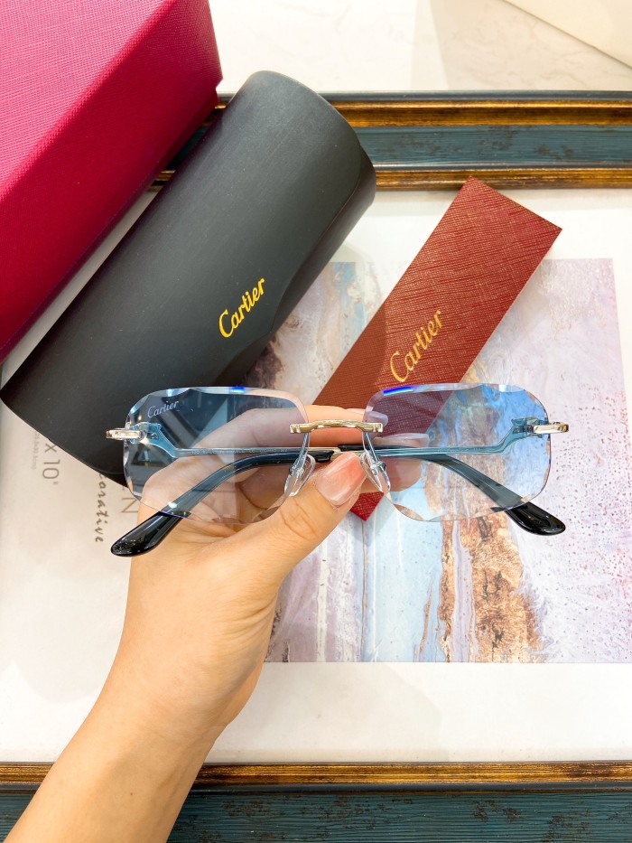 Cartier Sunglasses AAAA-8072