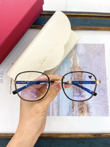 Ferragamo Sunglasses AAAA-863