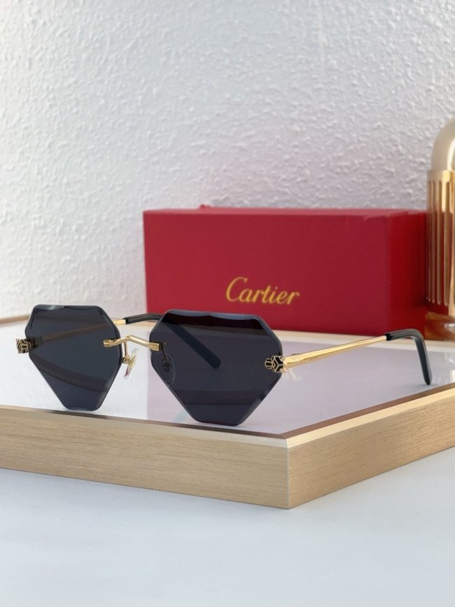 Cartier Sunglasses AAAA-8193