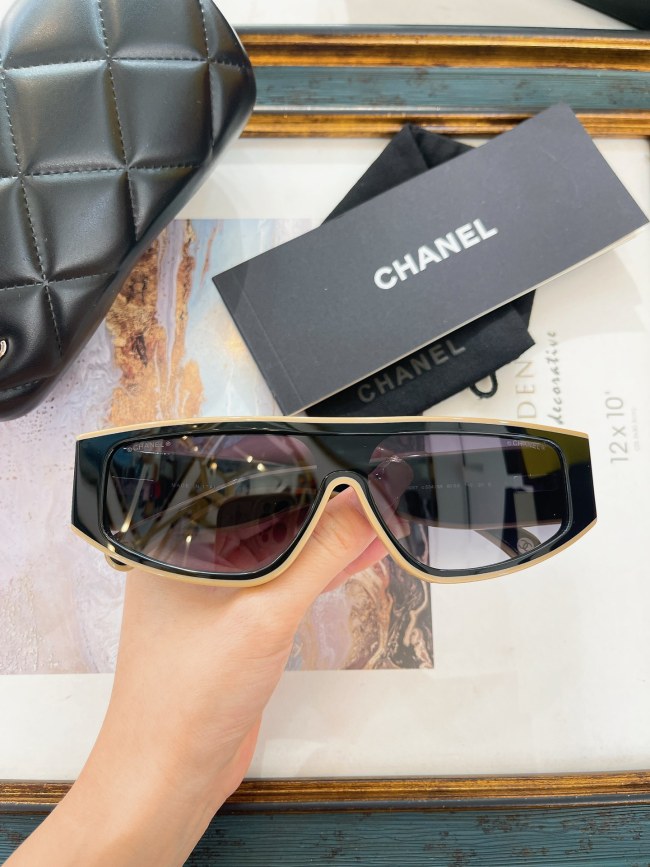 CHNL Sunglasses AAAA-4560