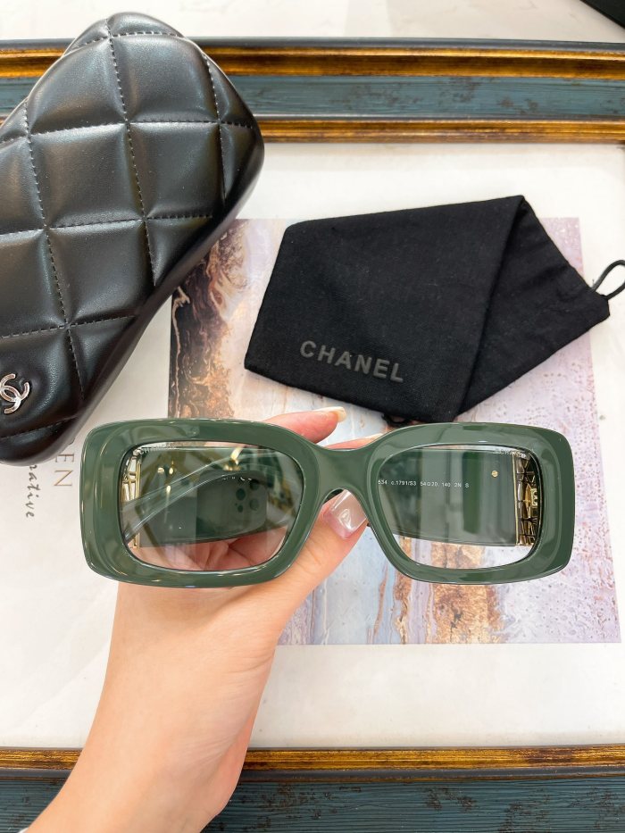 CHNL Sunglasses AAAA-4533