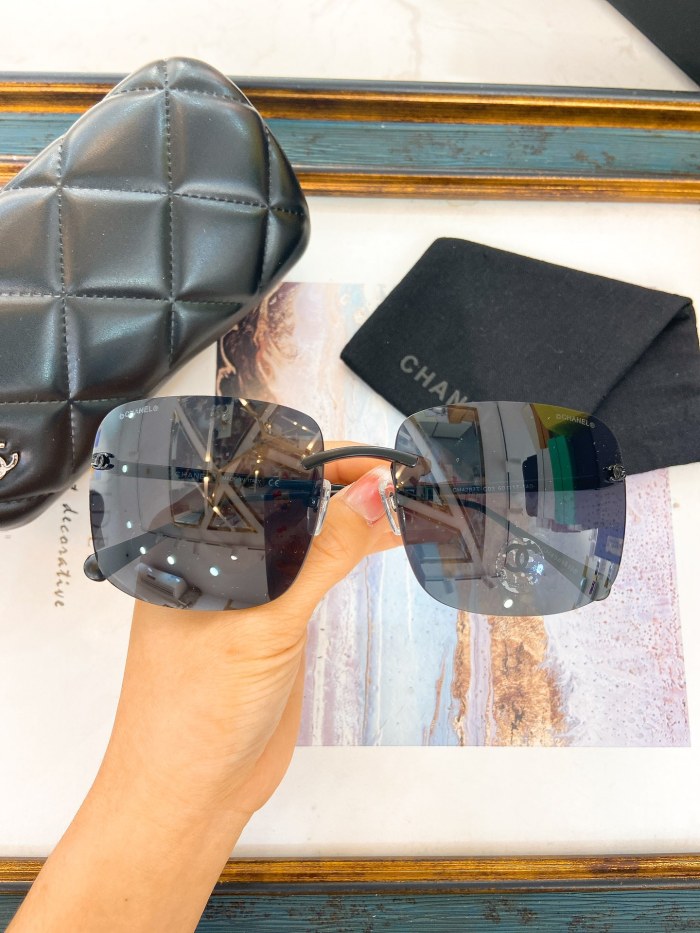 CHNL Sunglasses AAAA-4730