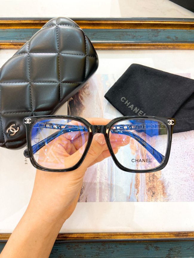 CHNL Sunglasses AAAA-4655