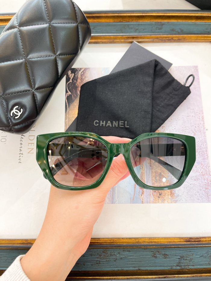 CHNL Sunglasses AAAA-4823