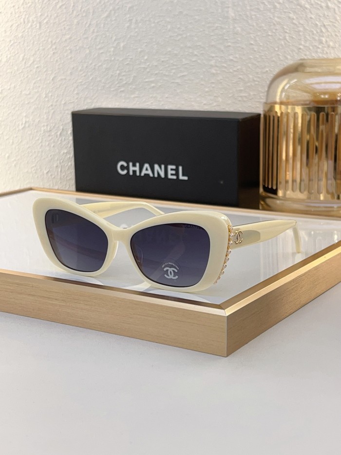 CHNL Sunglasses AAAA-4755