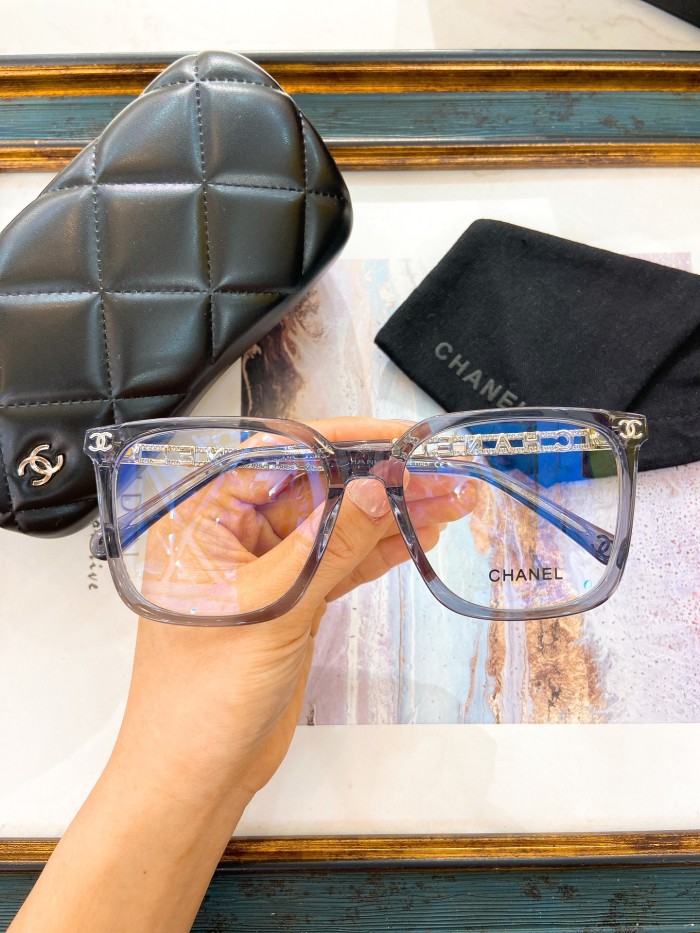 CHNL Sunglasses AAAA-4657