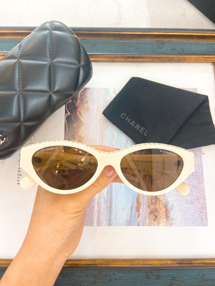 CHNL Sunglasses AAAA-4902