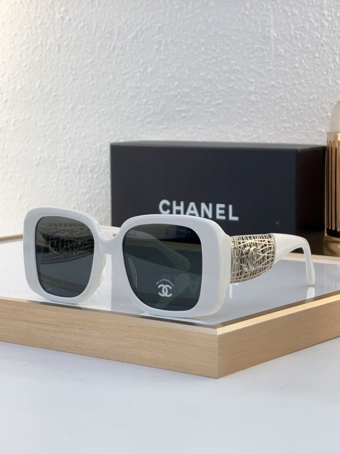 CHNL Sunglasses AAAA-4796