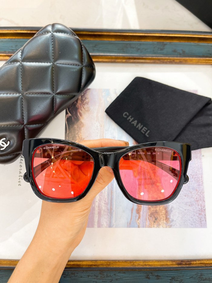 CHNL Sunglasses AAAA-4580