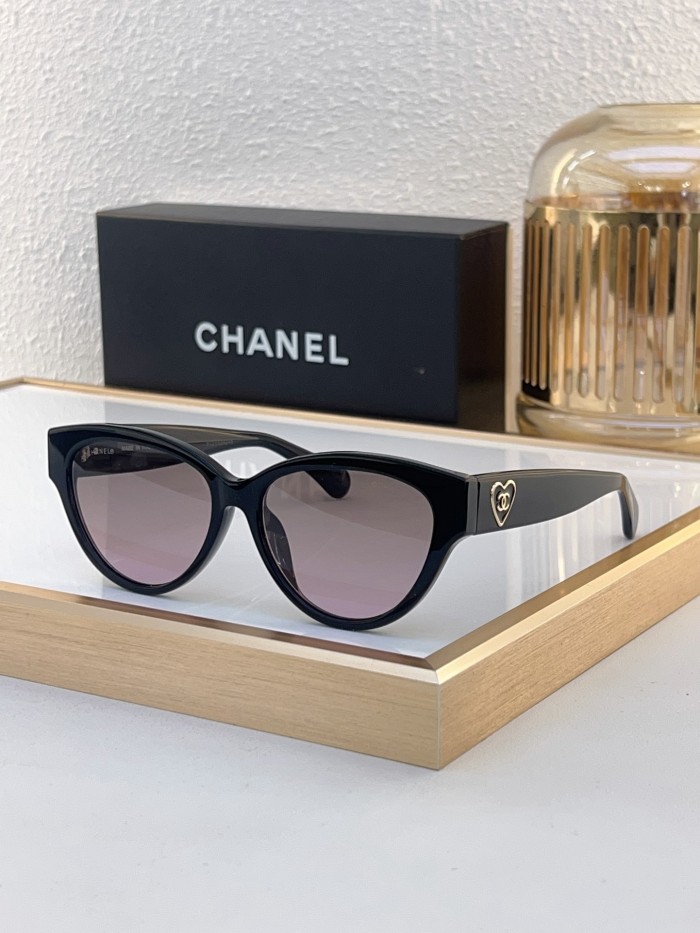 CHNL Sunglasses AAAA-4678