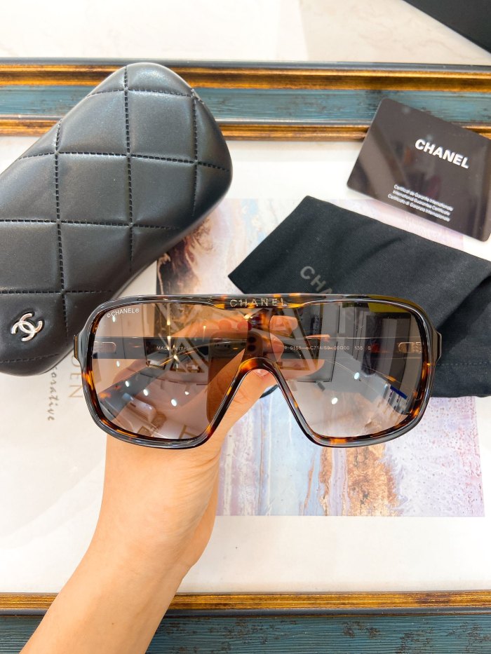 CHNL Sunglasses AAAA-4573