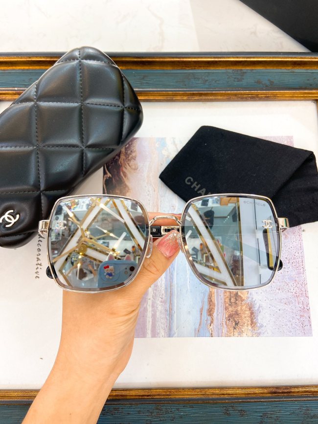 CHNL Sunglasses AAAA-4869