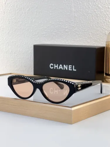CHNL Sunglasses AAAA-4896
