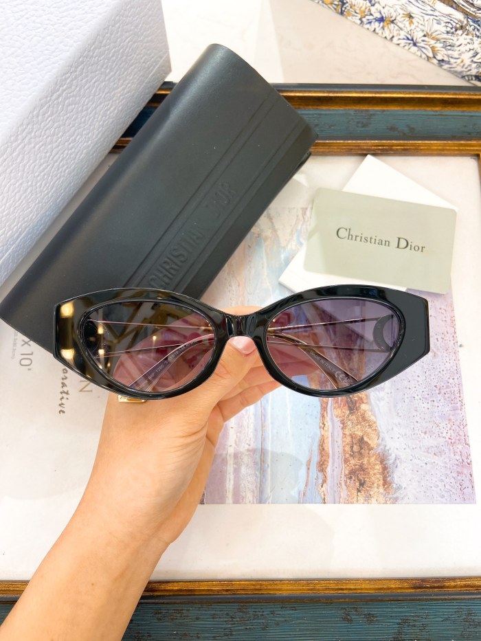 Dior Sunglasses AAAA-3182