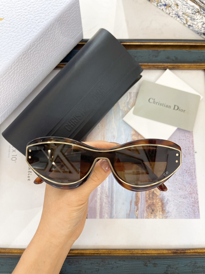 Dior Sunglasses AAAA-3079
