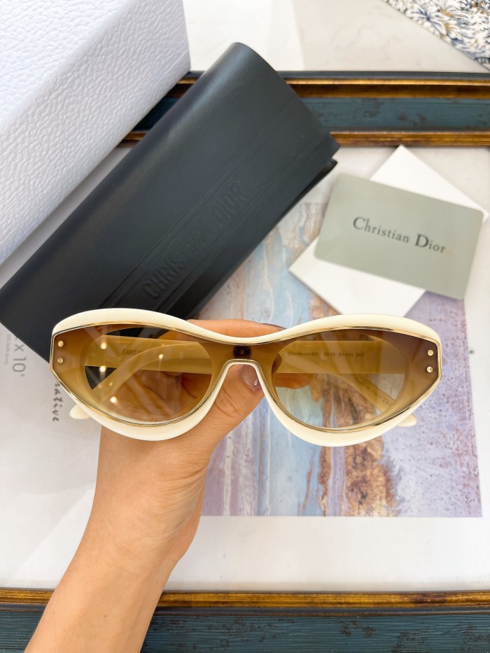 Dior Sunglasses AAAA-3084