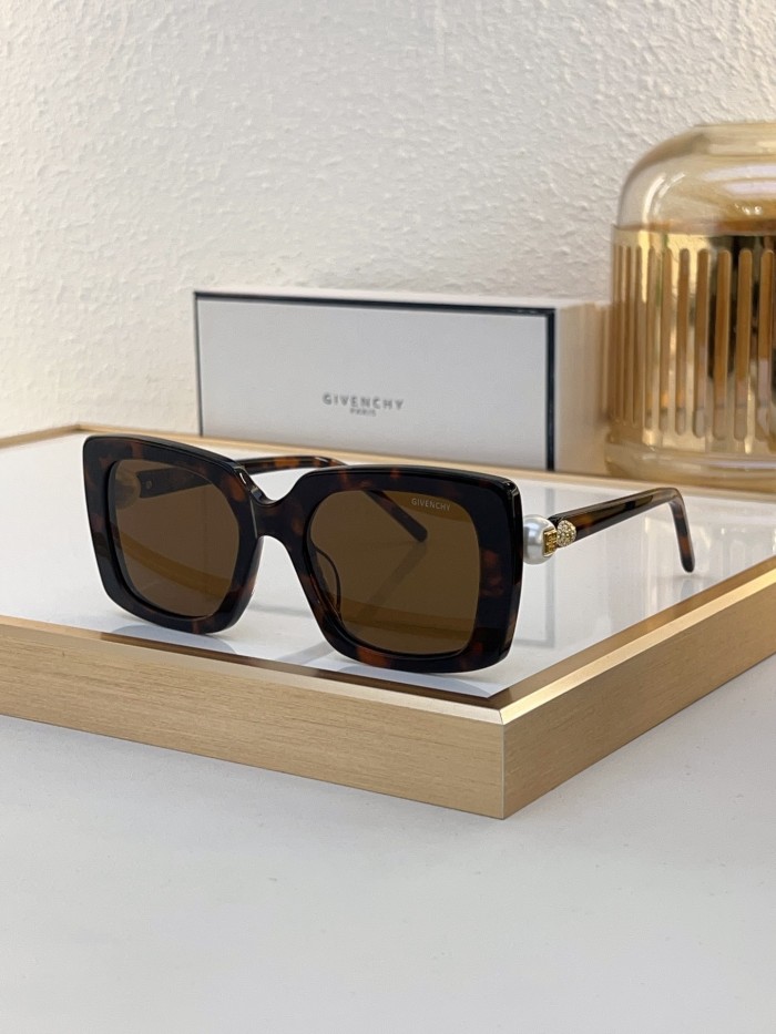 GIVENCHY Sunglasses AAAA-415