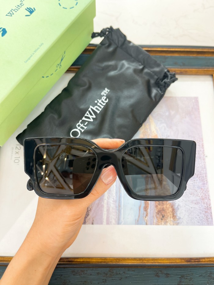 Off white Sunglasses AAAA-842