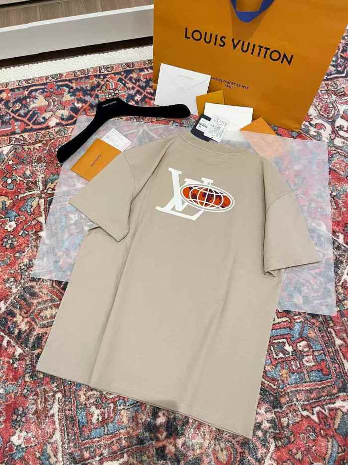 LV Shirt High End Quality-1170