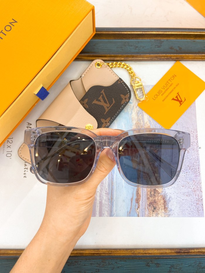 LV Sunglasses AAAA-5339