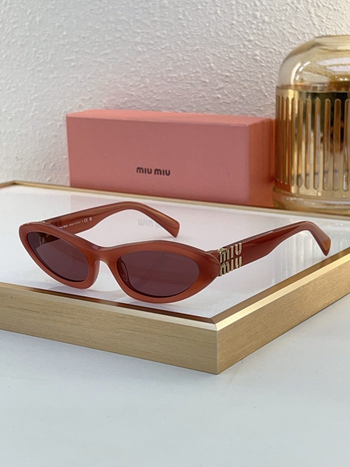 Miu Miu Sunglasses AAAA-1566