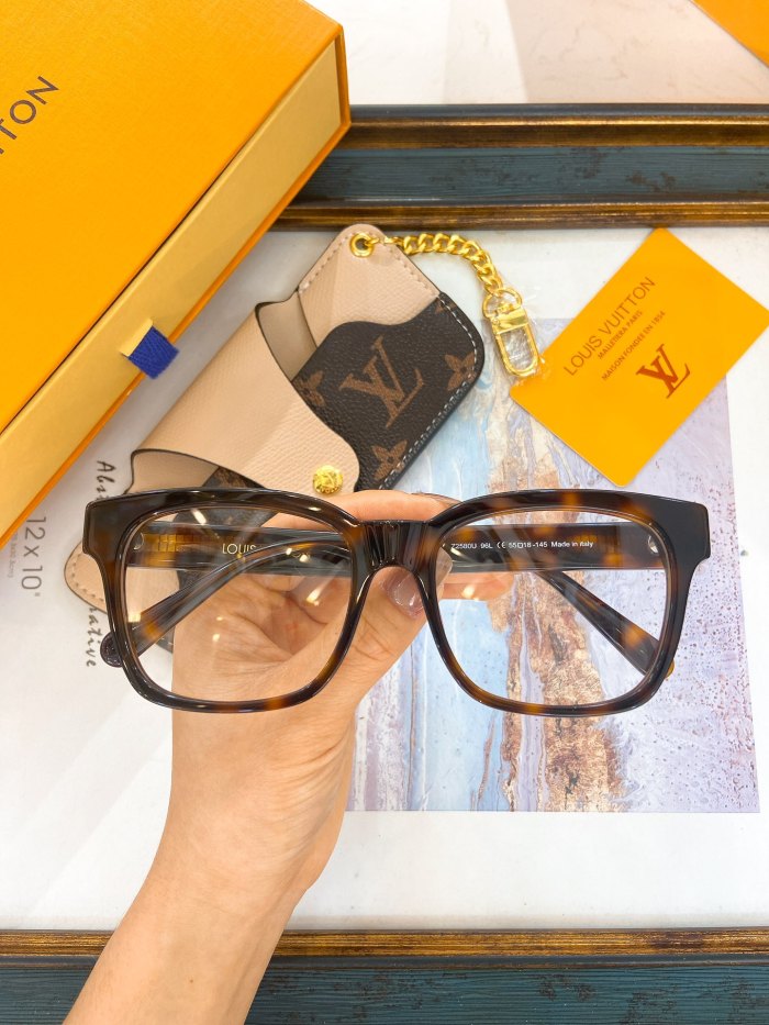 LV Sunglasses AAAA-5343