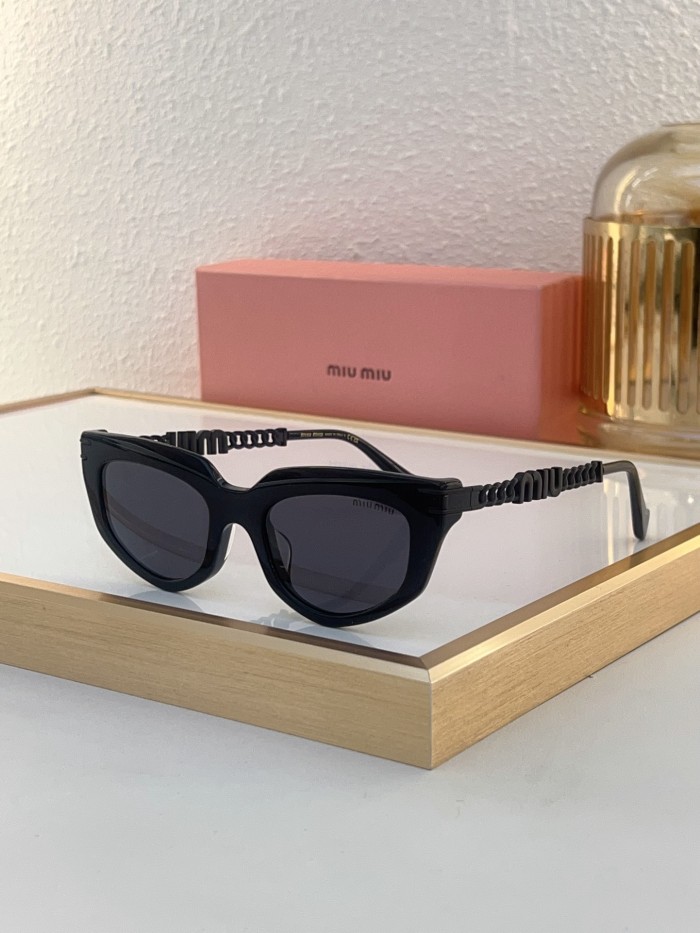 Miu Miu Sunglasses AAAA-1526