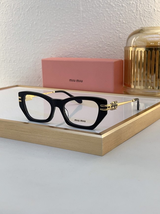 Miu Miu Sunglasses AAAA-1557