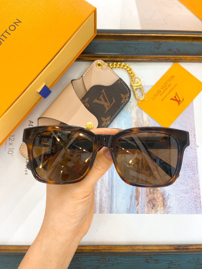 LV Sunglasses AAAA-5340