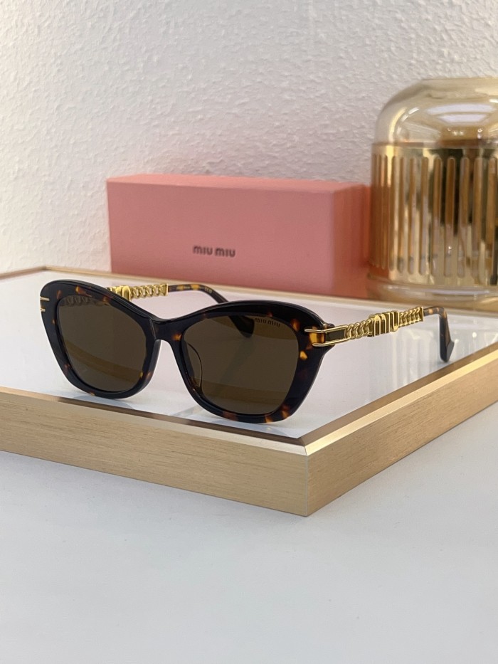 Miu Miu Sunglasses AAAA-1547