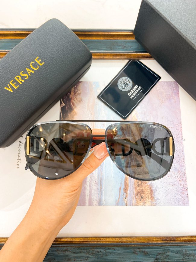 Versace Sunglasses AAAA-3026