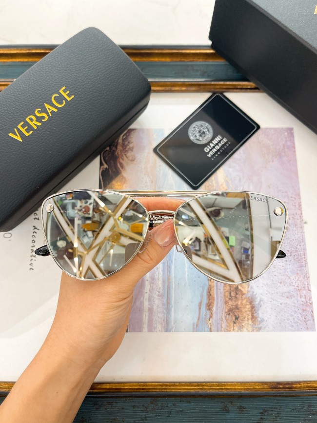 Versace Sunglasses AAAA-3068