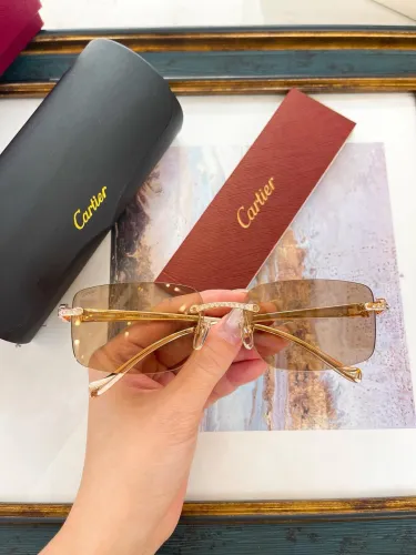 Cartier Sunglasses AAAA-8400