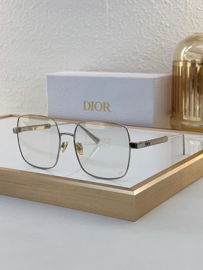Dior Sunglasses AAAA-3319