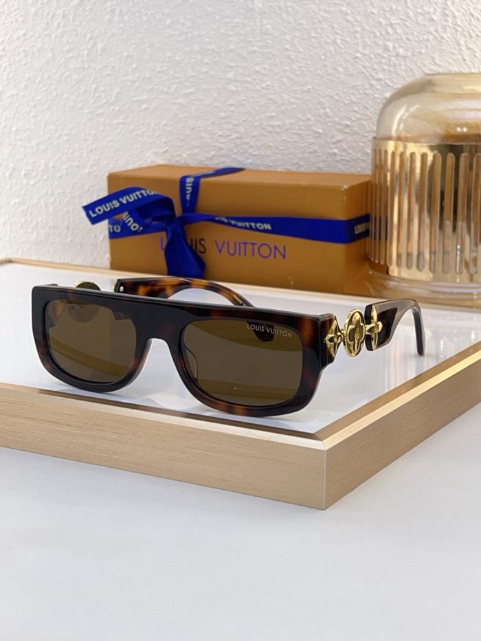 LV Sunglasses AAAA-5518