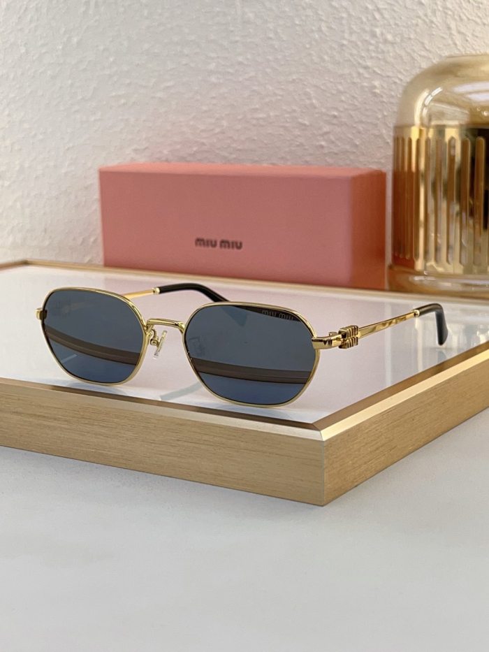 Miu Miu Sunglasses AAAA-1680