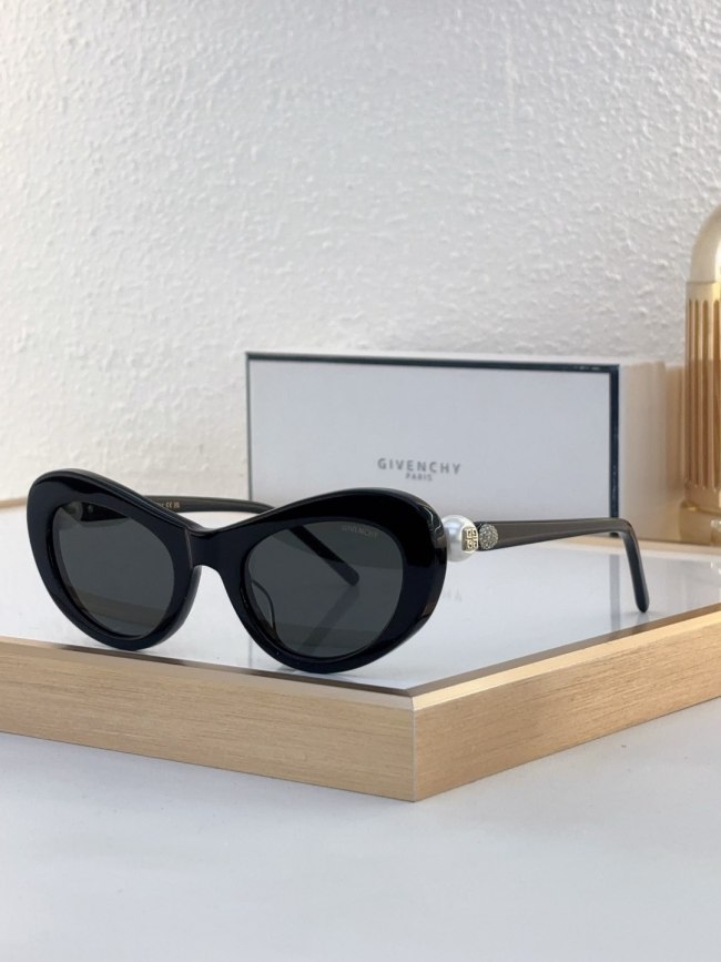 GIVENCHY Sunglasses AAAA-433
