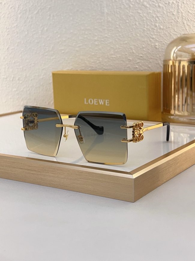 Loewe Sunglasses AAAA-587